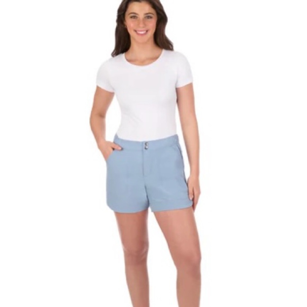 American outdoorsman for women curved hem 5” mid rise shorts small  M EUC